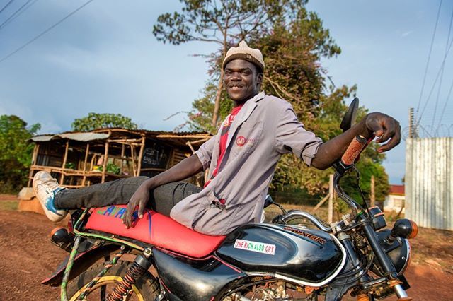 Boda guy shares a pictorial moment