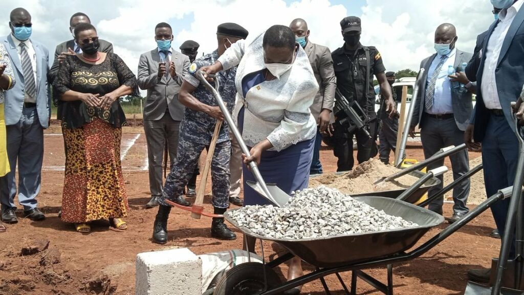Prime Minister Robinah Nabbanja (front ) flanked by other guests during the groundbreaking ceremony for the construction of the new cancer treatment centre in Gulu on August 13