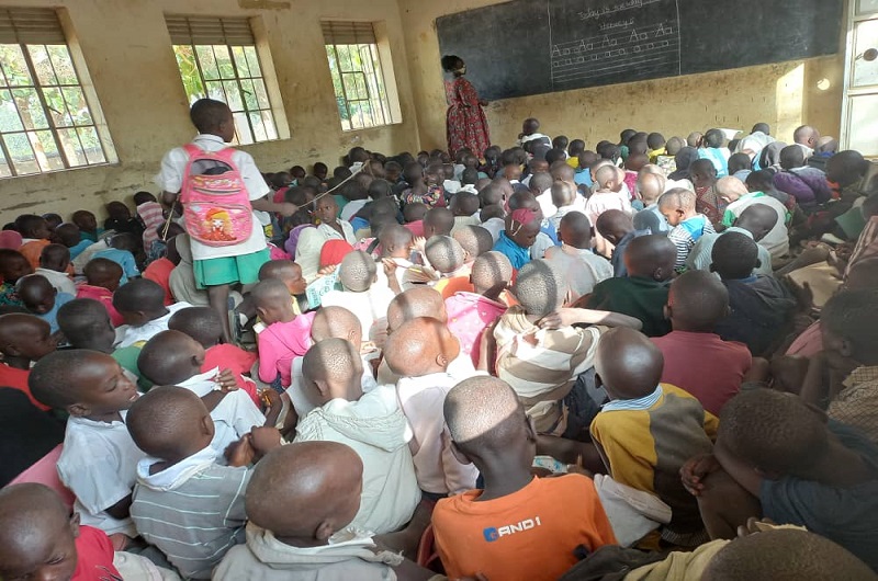 Pupils-attending-a-lesson-in-one-of-the-packed-classrooms-in-Arua-on-Monday-1