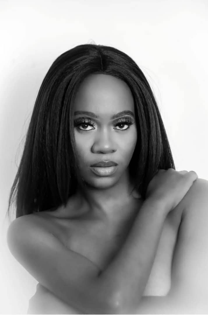 UK BASED SINGER (1)