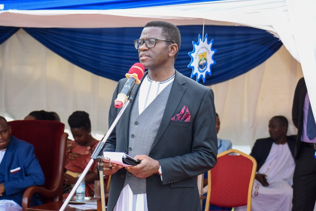 Buganda katikkiro Charles Peter Mayiga speaking during the fucntion on saturday