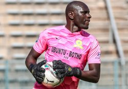 Mamelodi-Sundowns-goalkeeper-Denis-Onyango