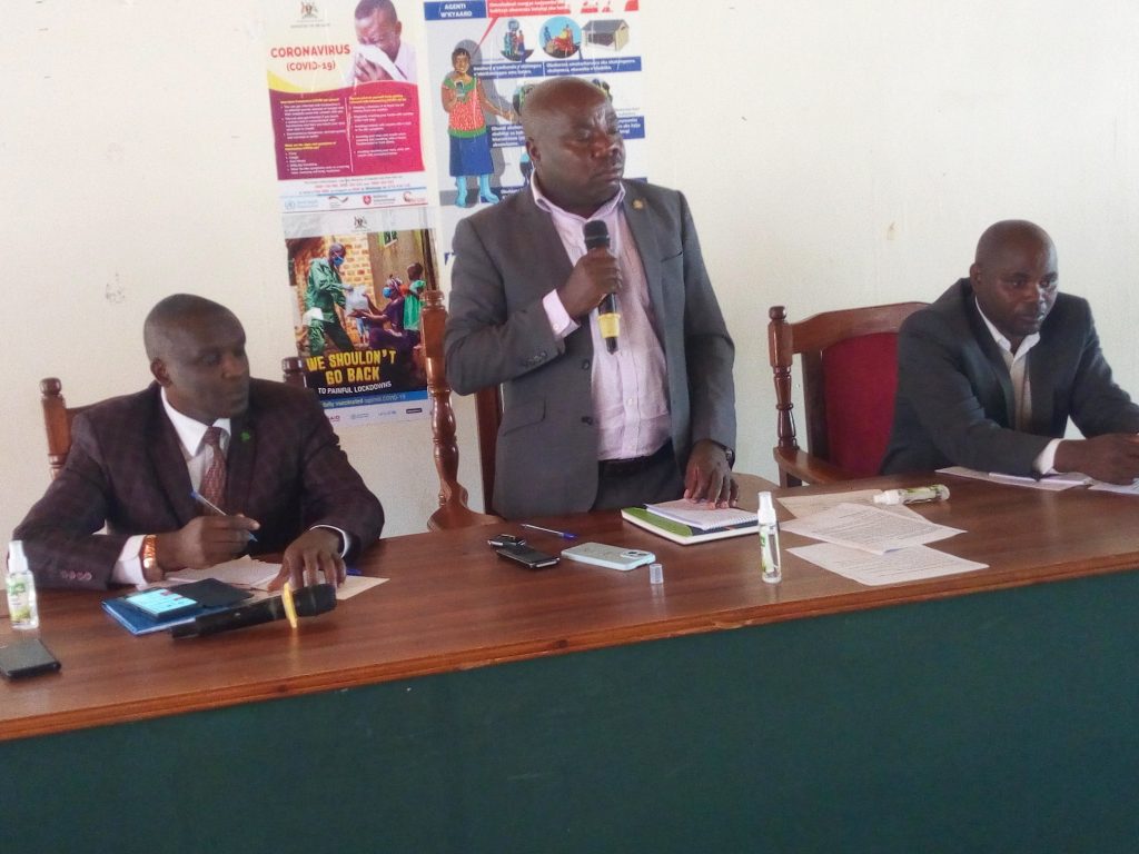 1668260866488_Abel Bizimana the Kisoro LC5 boss adressing the budget conferecne on thursday in kisiro