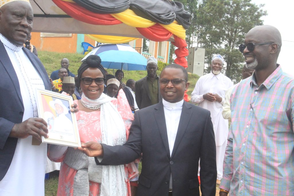 L-R hajji Jaffer basajabalaba , Dr Slyvia Alinaitwe , Fr marios of kitanga parish and Nelson Nshangabasjeija the kabale -LC5