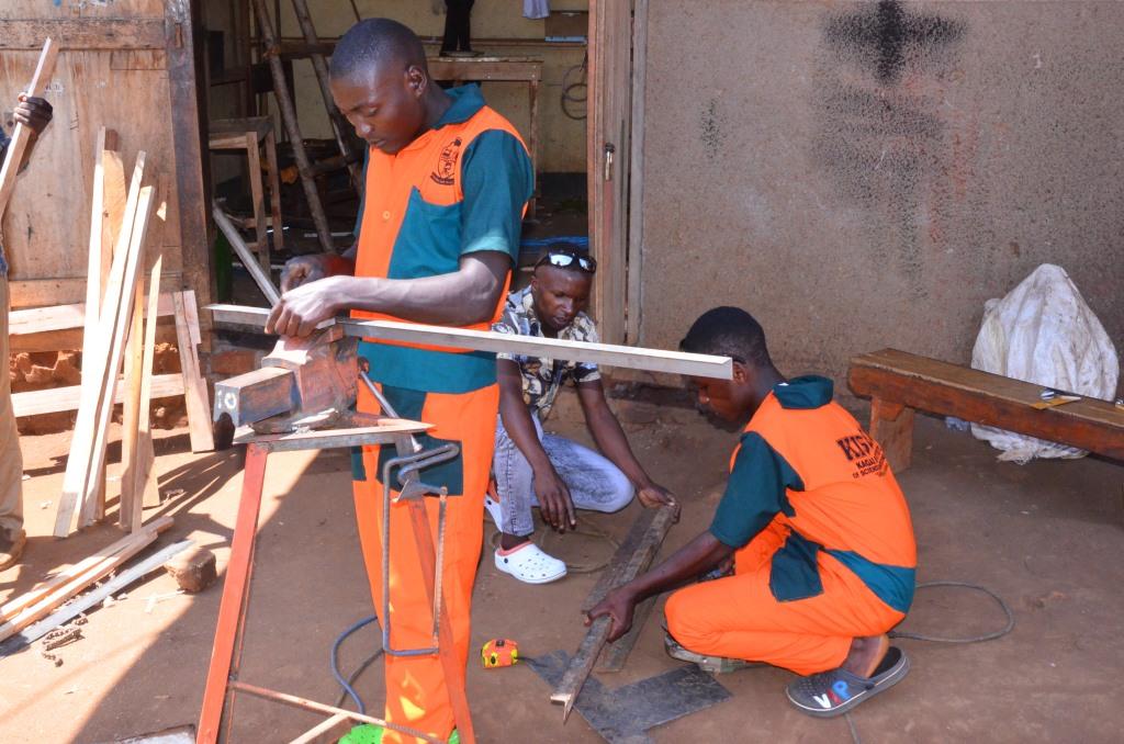 Kagadi-Institute-of-Science-and-Technology-1