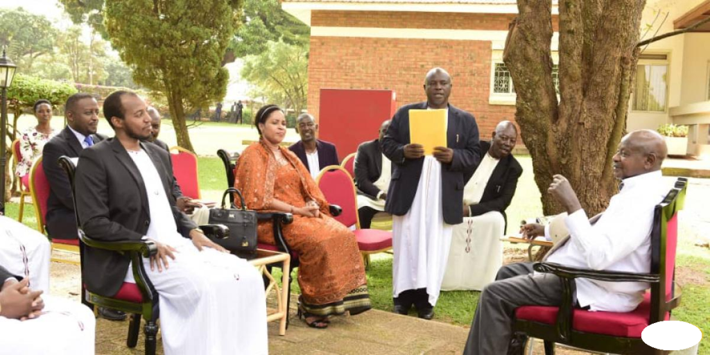 President Museveni with King of Tooro Oyo Nyimba Kabamba Iguru Rukidi IV at State House